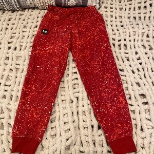 Boys Red UA paint splatter Joggers EUC